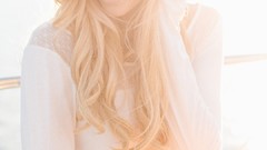 Woman blondes smiling Taylor McCutchan