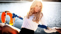 Woman blondes sunlight Taylor McCutchan