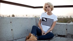 Woman blondes tattoos alysha nett