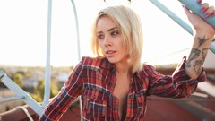 Woman blondes tattoos alysha nett