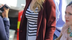 Woman blondes taylor swift