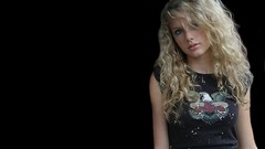 Woman blondes taylor swift singers