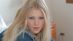 Woman blondes Tiffany Teen