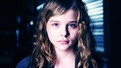 Woman blue eyes brunettes chloe moretz chloë grace moretz