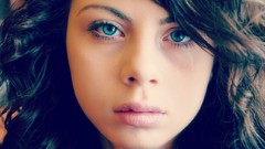 Woman blue eyes brunettes laura