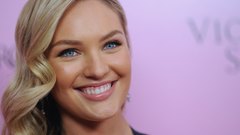 Woman blue eyes candice