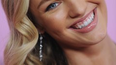 Woman blue eyes candice