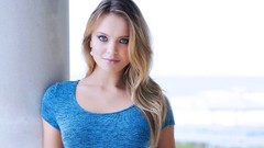 Woman blue eyes elisandra tomacheski