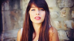 Woman blue eyes models Pauline Hita