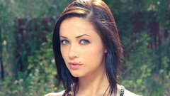 Woman blue eyes Sierra Love