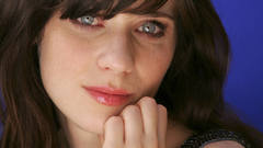 Woman blue eyes zooey