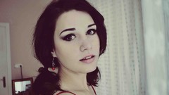 Woman brown eyes brunettes