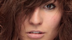 Woman brown eyes brunettes