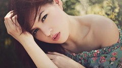 Woman brown eyes brunettes brenditaworks