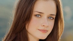 Woman brunettes alexis bledel