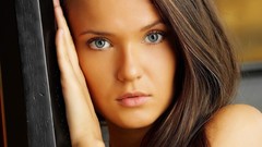 Woman brunettes Chantelle A