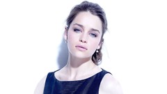 Woman brunettes emilia clarke Simple Background