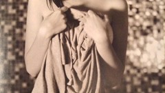 Woman brunettes Emily Ratajkowski