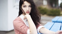 Woman brunettes emily rudd