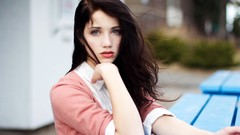 Woman brunettes emily rudd