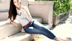 Woman brunettes emily rudd necklaces