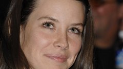 Woman brunettes evangeline lilly