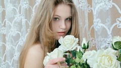 Woman brunettes Femjoy magazine melena