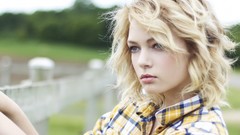 Woman brunettes Hannah Duggan