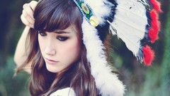 Woman brunettes head dress Marta Aragonés