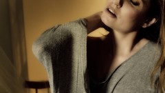 Woman brunettes Jamie lynn