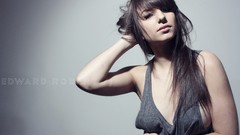 Woman brunettes Kat Gibbs