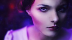 Woman brunettes lip gloss