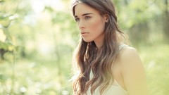 Woman brunettes models