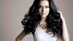 Woman brunettes models