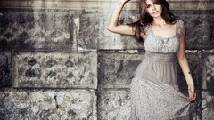 Woman brunettes models