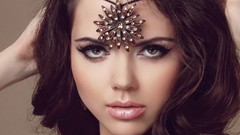 Woman brunettes models