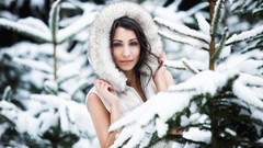 Woman brunettes models