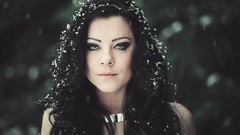 Woman brunettes models