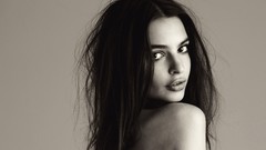 Woman brunettes models Emily Ratajkowski