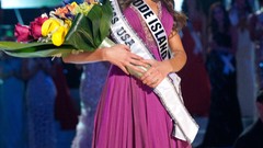 Woman brunettes models Miss World 2012