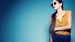 Woman brunettes models Morel Kdoshim