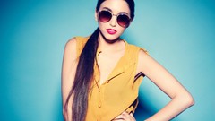 Woman brunettes models Morel Kdoshim