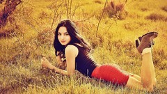 Woman brunettes models para Sandy Manase