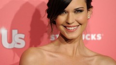 Woman brunettes odette annable