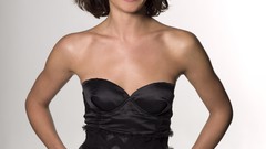 Woman brunettes olga kurylenko