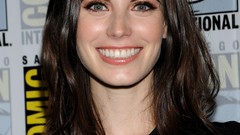 Woman brunettes once upon a time Comic-Con Meghan Ory
