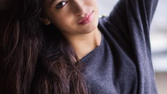 Woman brunettes Poehere model