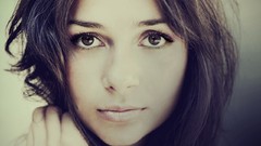 Woman brunettes portraits