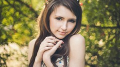 Woman brunettes portraits