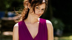 Woman brunettes rachel bilson
